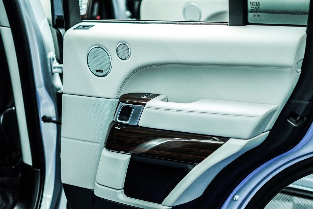 Land Rover Range Rover Supercharged 5.0L