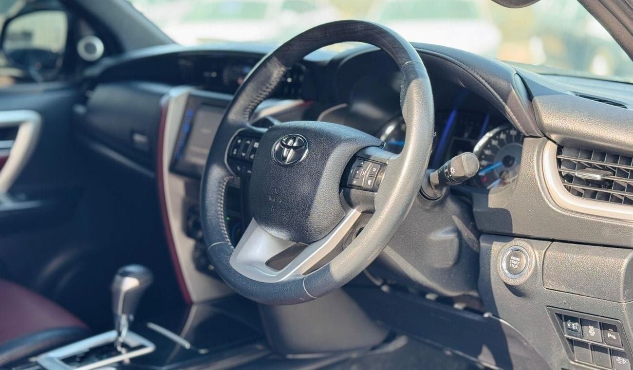 Toyota Fortuner PREMIUM CONDITION | RHD | 2.8L DIESEL ENGINE | 2019 | (AT) | REAR VIEW CAMERA | ELECTRIC SEAT