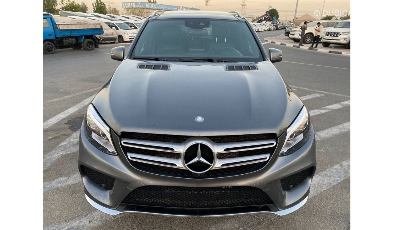 Mercedes-Benz GLE 350 2017 Mercedes-Benz GLE 350 / FULL OPTION