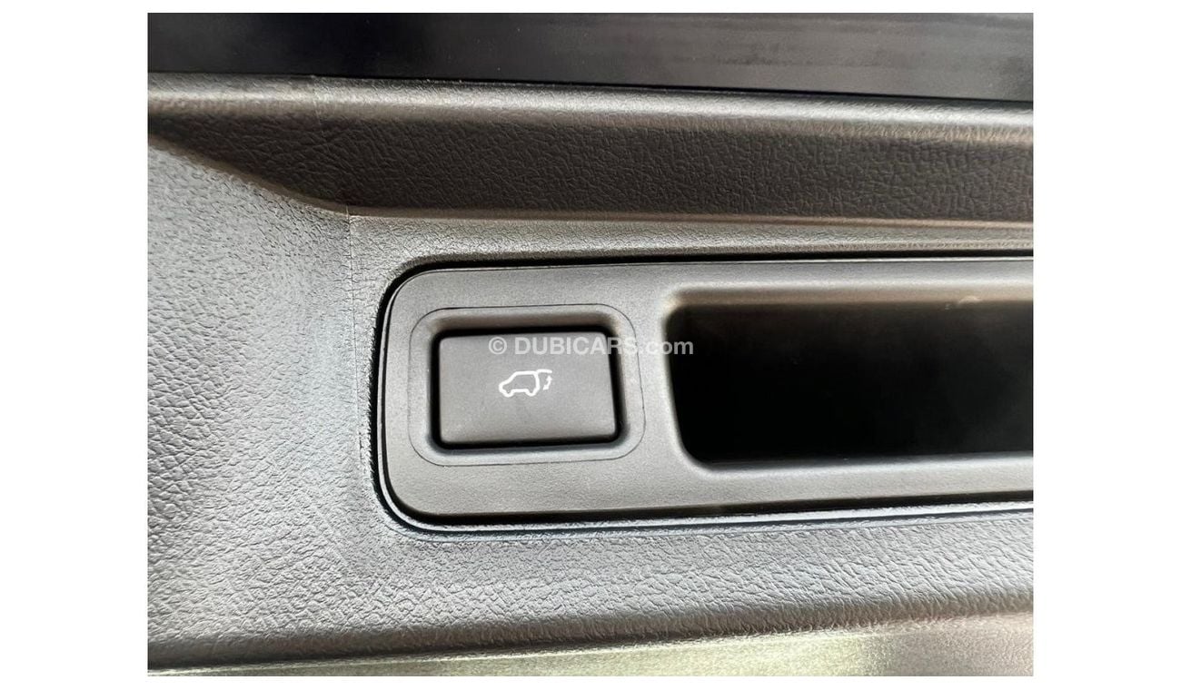 Toyota Fortuner VX3 4.0L // 2022 // FULL OPTION WITH LAETHER&POWER SEATS // SPECIAL OFFER // BY FORMULA AUTO // FOR 