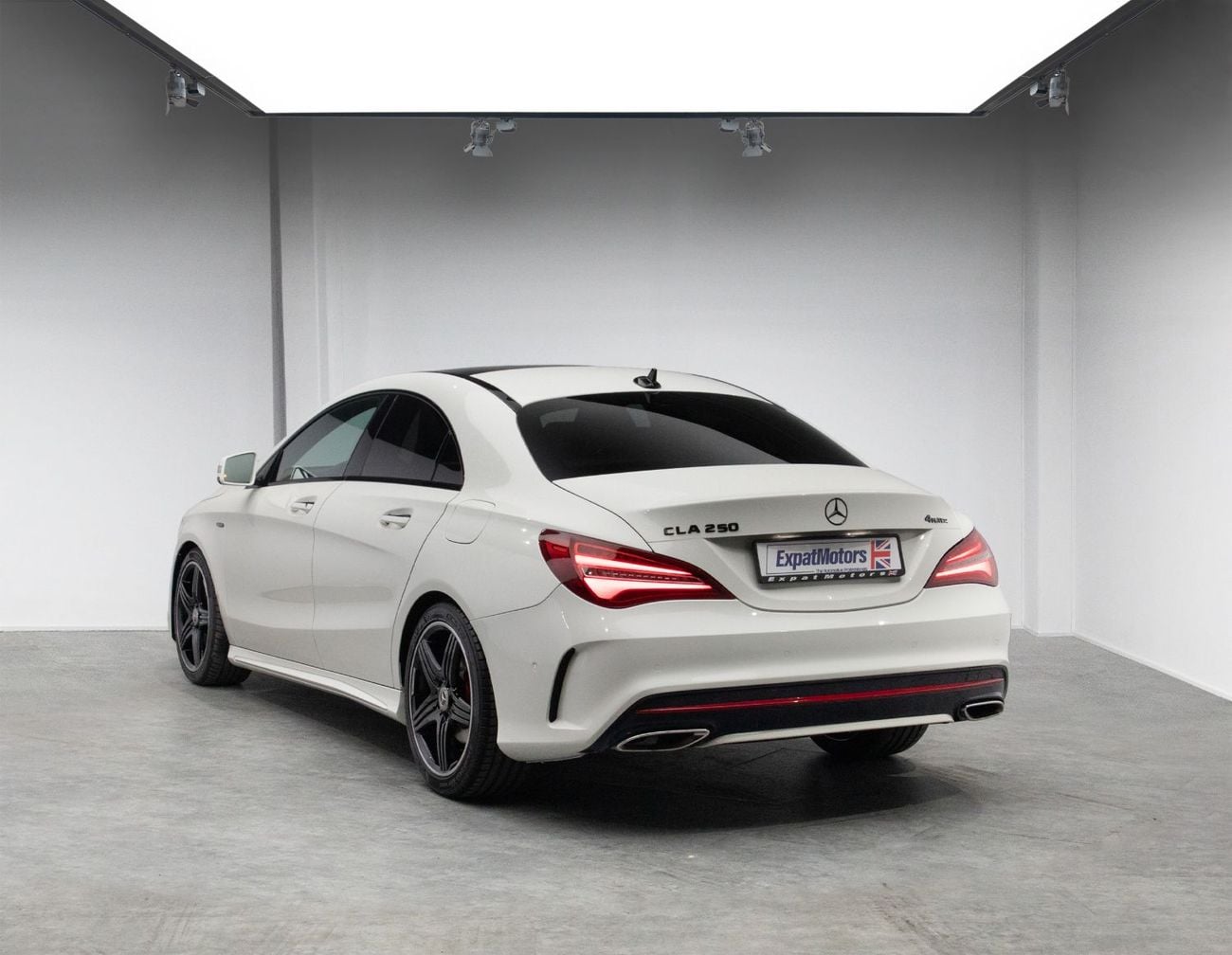 Mercedes Benz CLA250