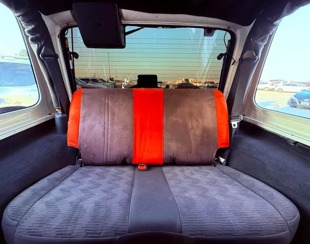 Jeep Wrangler SPORT GCC Specs جير عادي