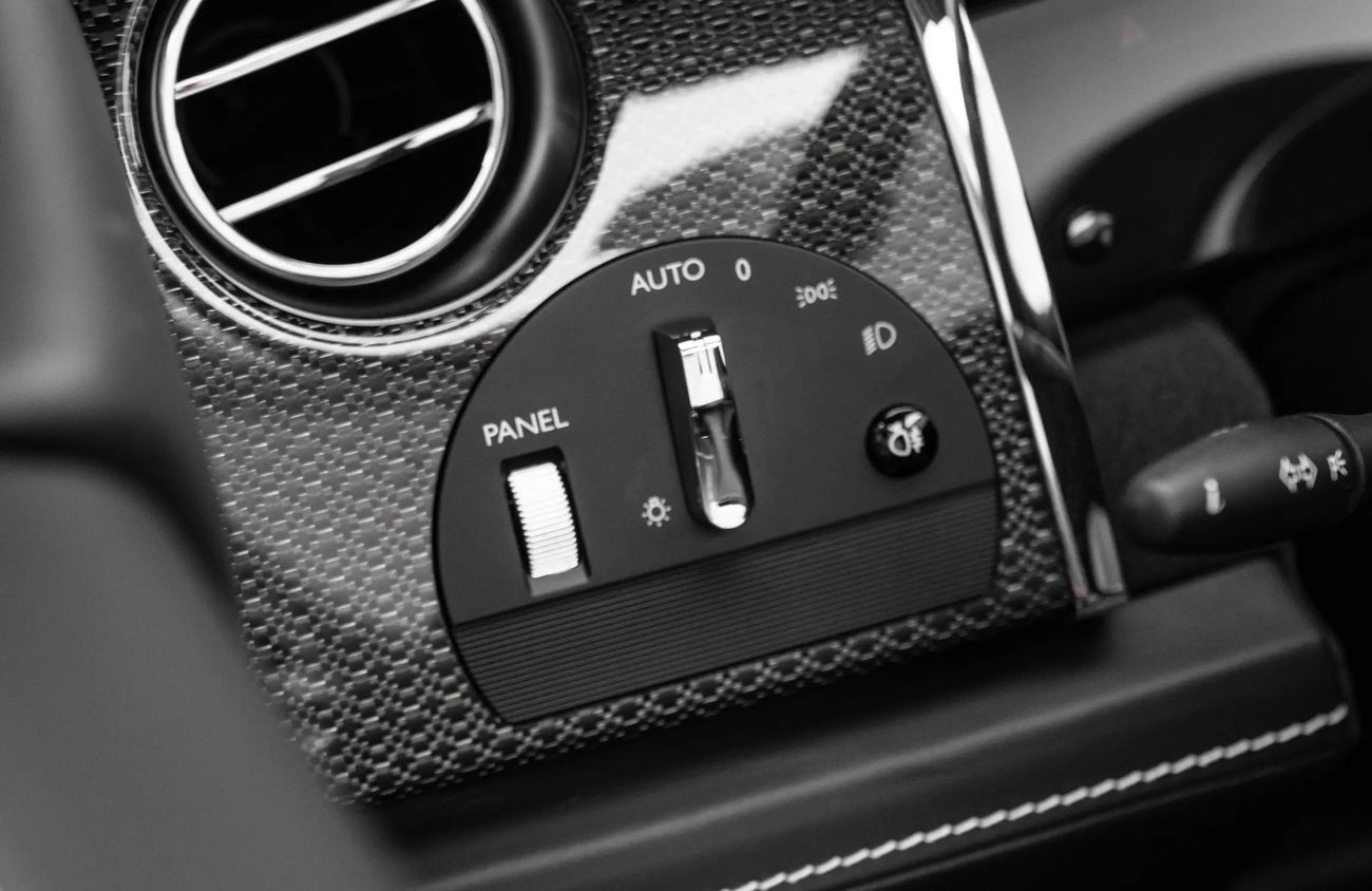 Rolls-Royce Dawn 6.6L V12 Twin-Turbocharged Engine