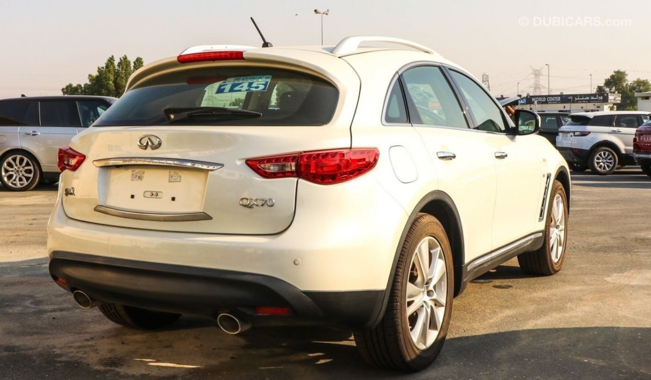 إنفينيتي QX70 3.7L GCC Gasoline Brand New