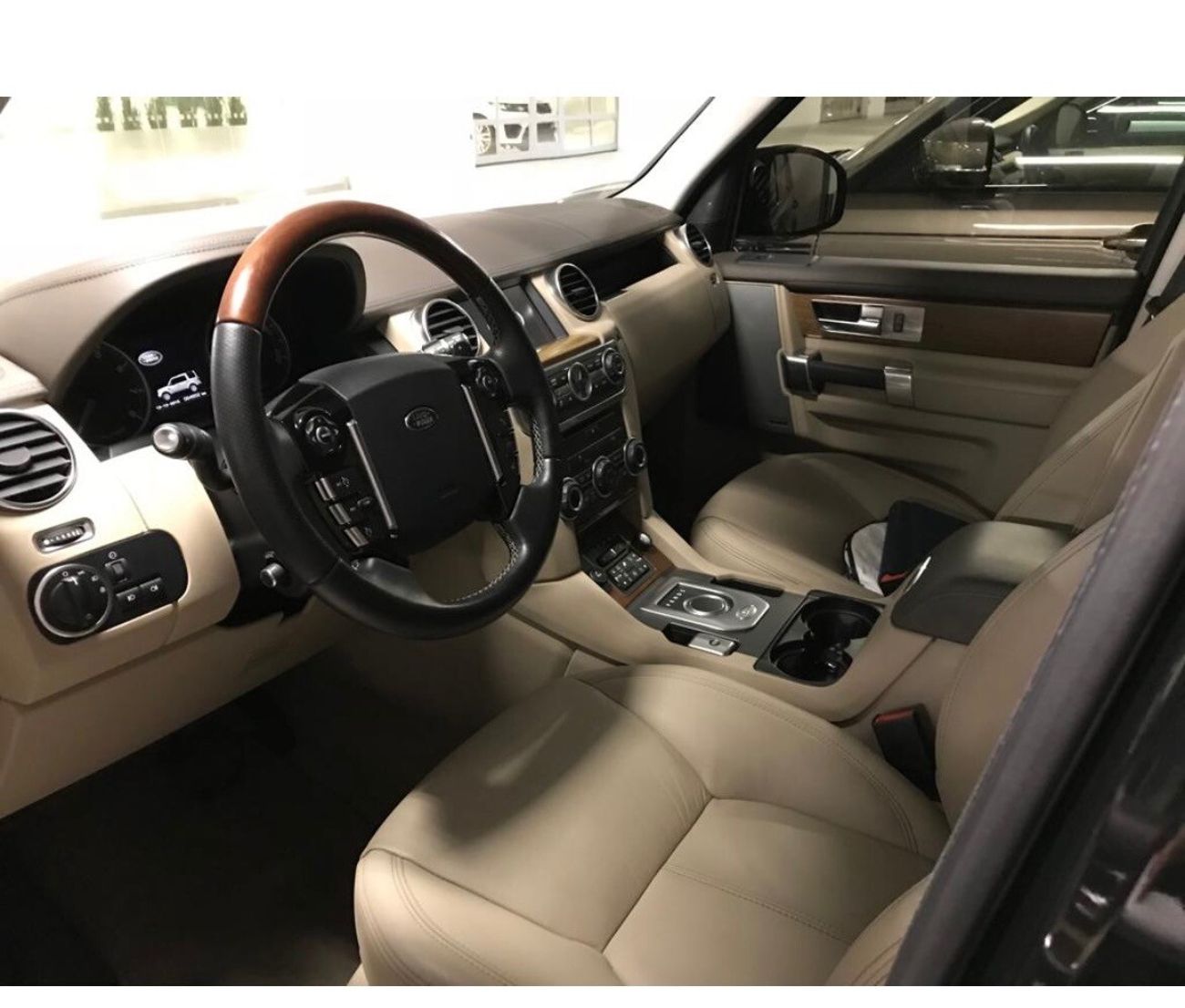 Land Rover LR4 LR4 Landmark