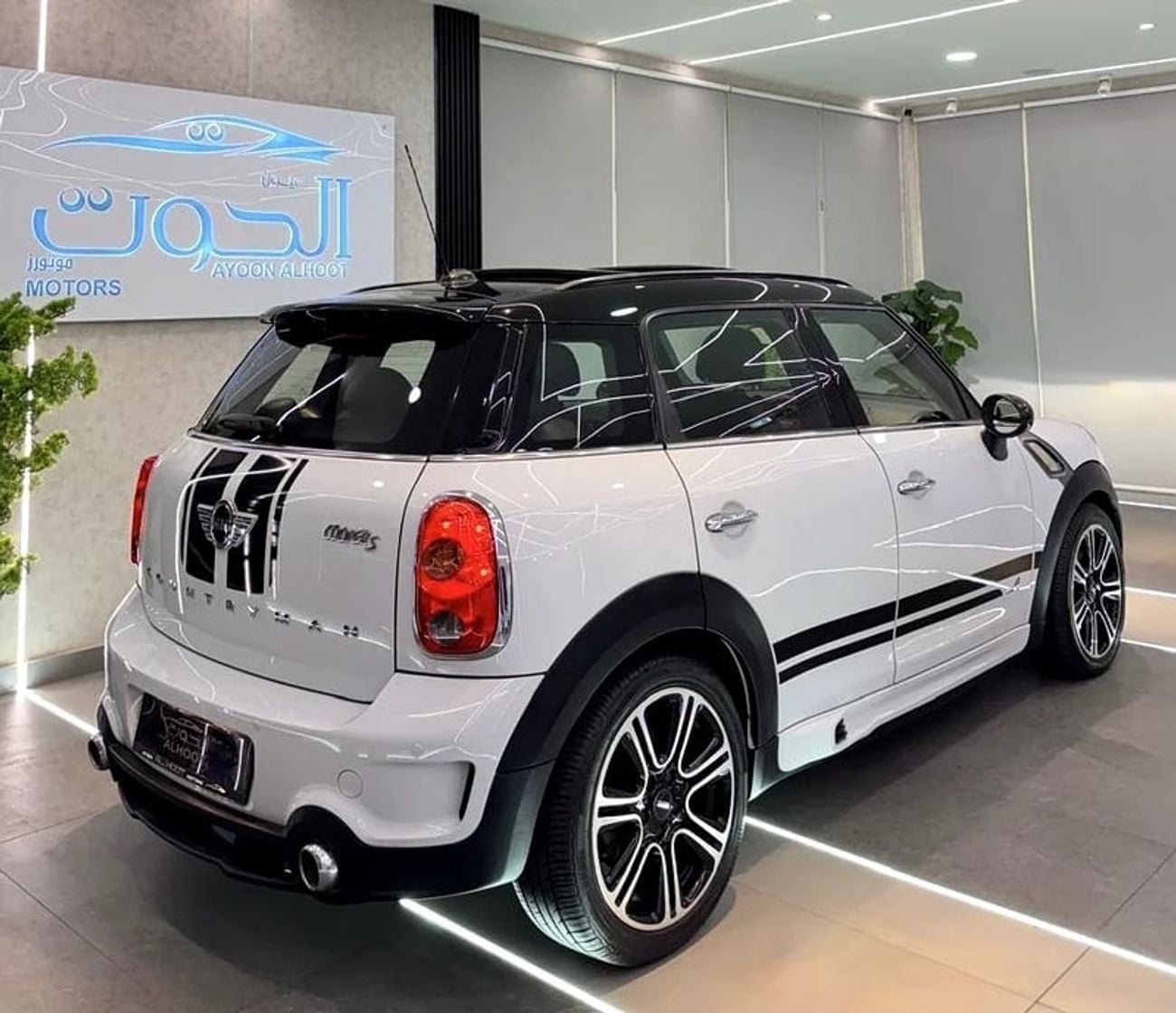 ميني كنتريمان John Cooper Works 1.6L UNIQUE JOINS COOPER WORKS || ACCIDENT FREE || GCC || PANORAMIC ROOF