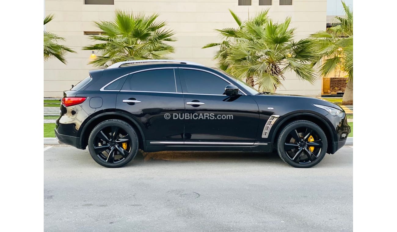 Infiniti FX50 INFINITI FX50 || GCC || 5.0 V8 || VERY WELL MAINTAINED