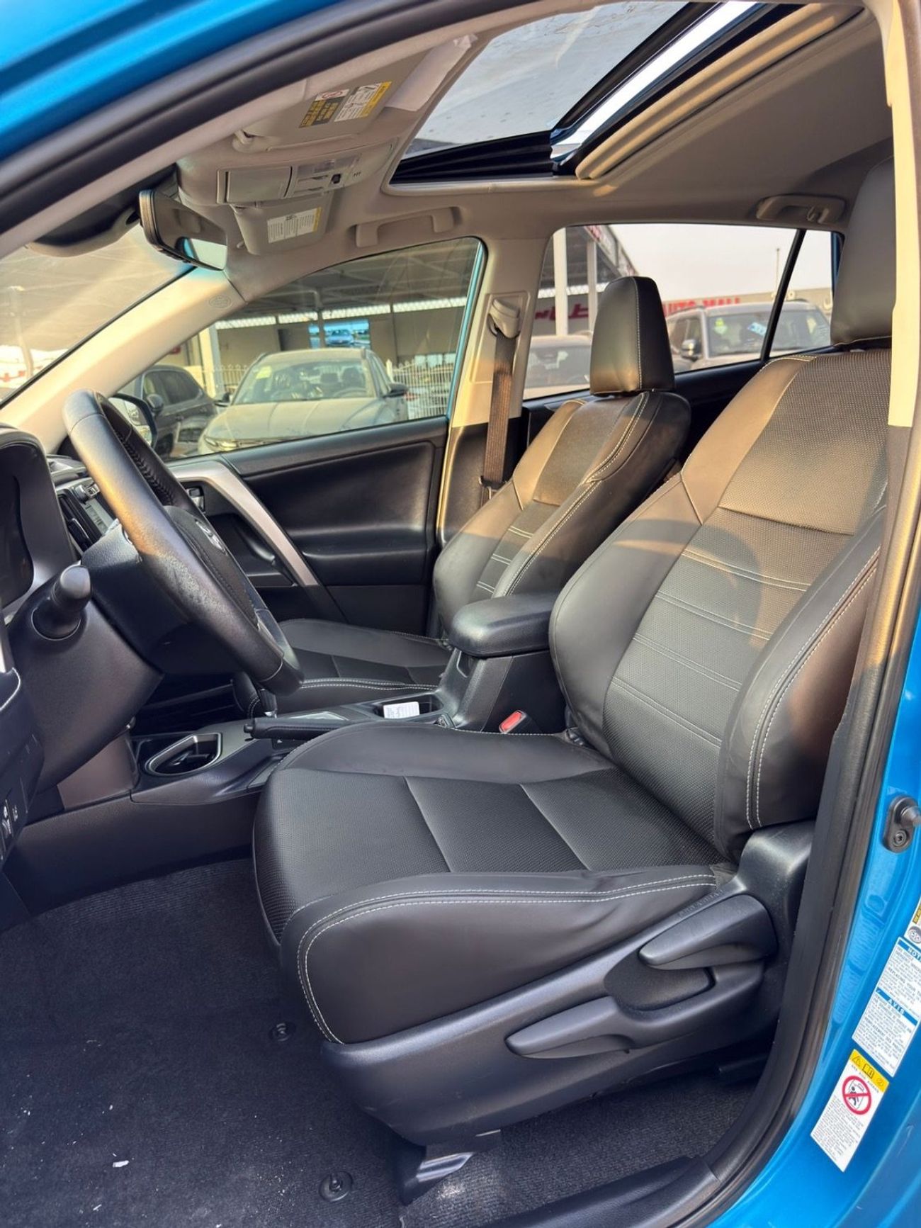 Toyota RAV4 XLE 2.5L Hybrid