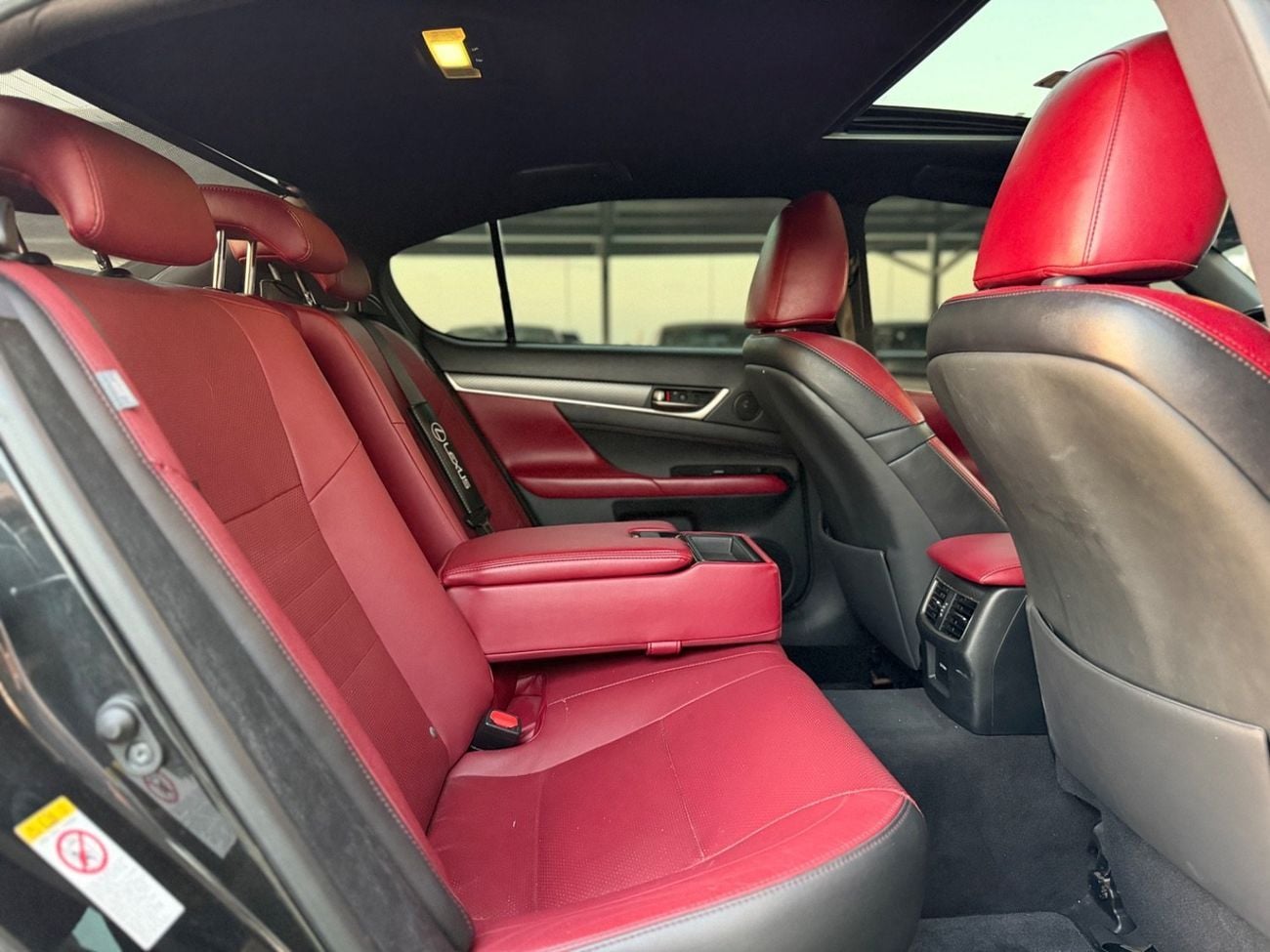 Lexus GS350 F Sport 3.5L Lexus GS350 F-Sport 2018 / USA / 126,000KM / Full Option