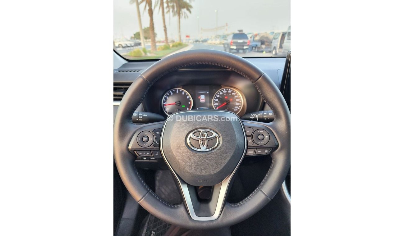 تويوتا راف ٤ Toyota Rav4 xle 4x4 full option
