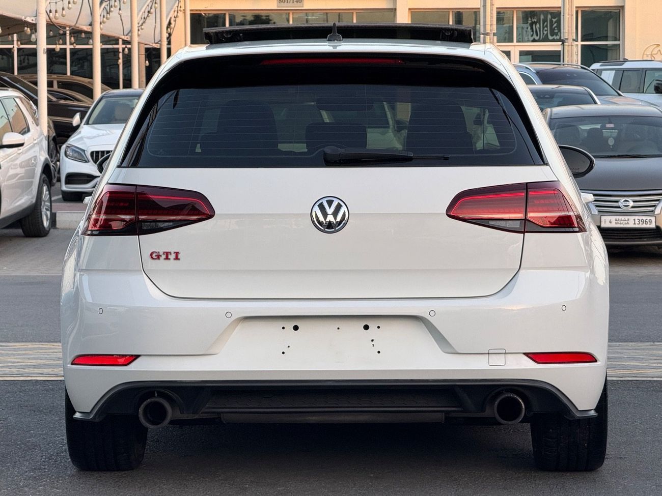 Volkswagen Golf GTI Sport 2.0T