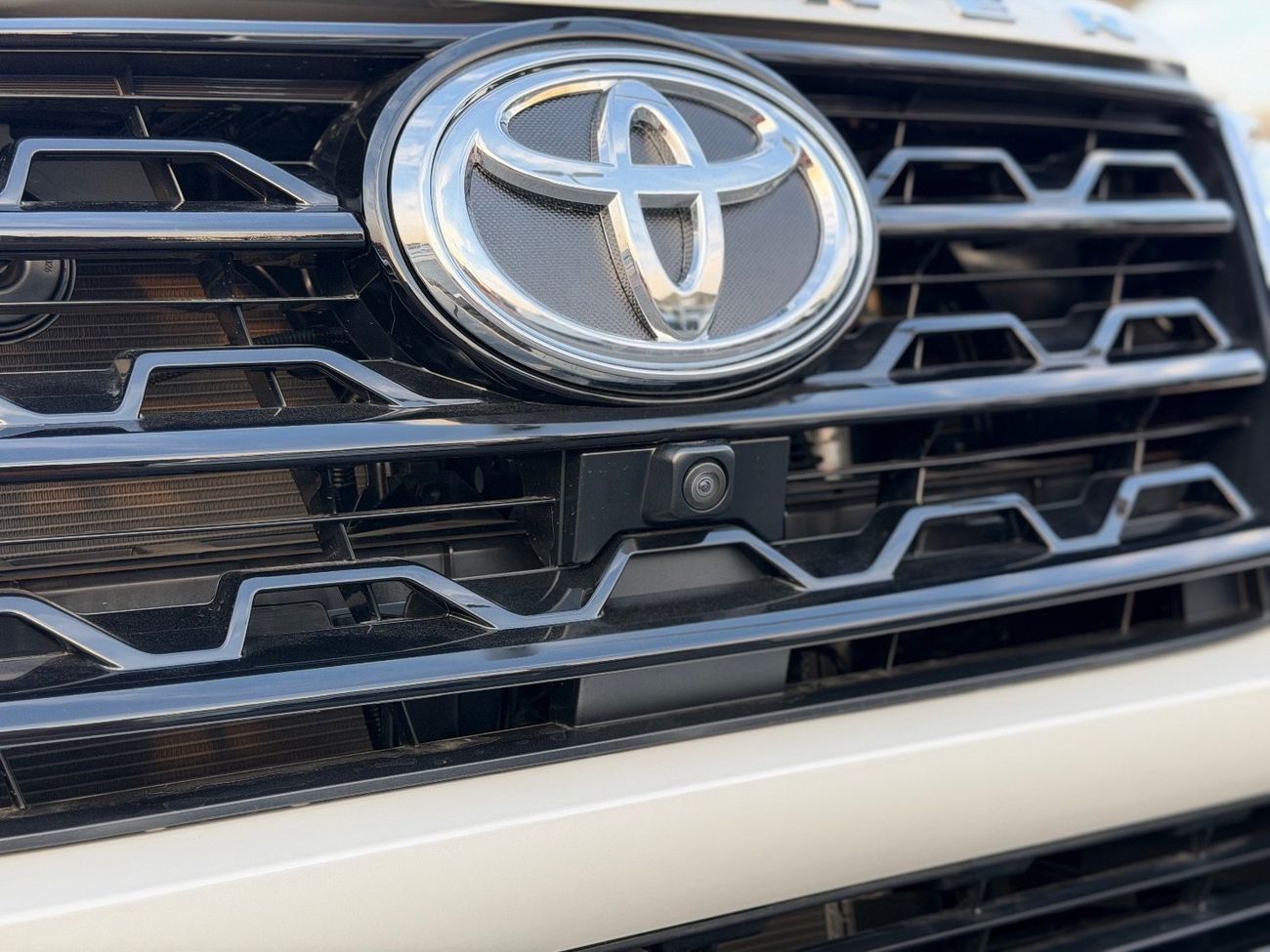 Toyota Fortuner VXR 4.0L (278 HP) Fortuner 4.0 VXR || 2025