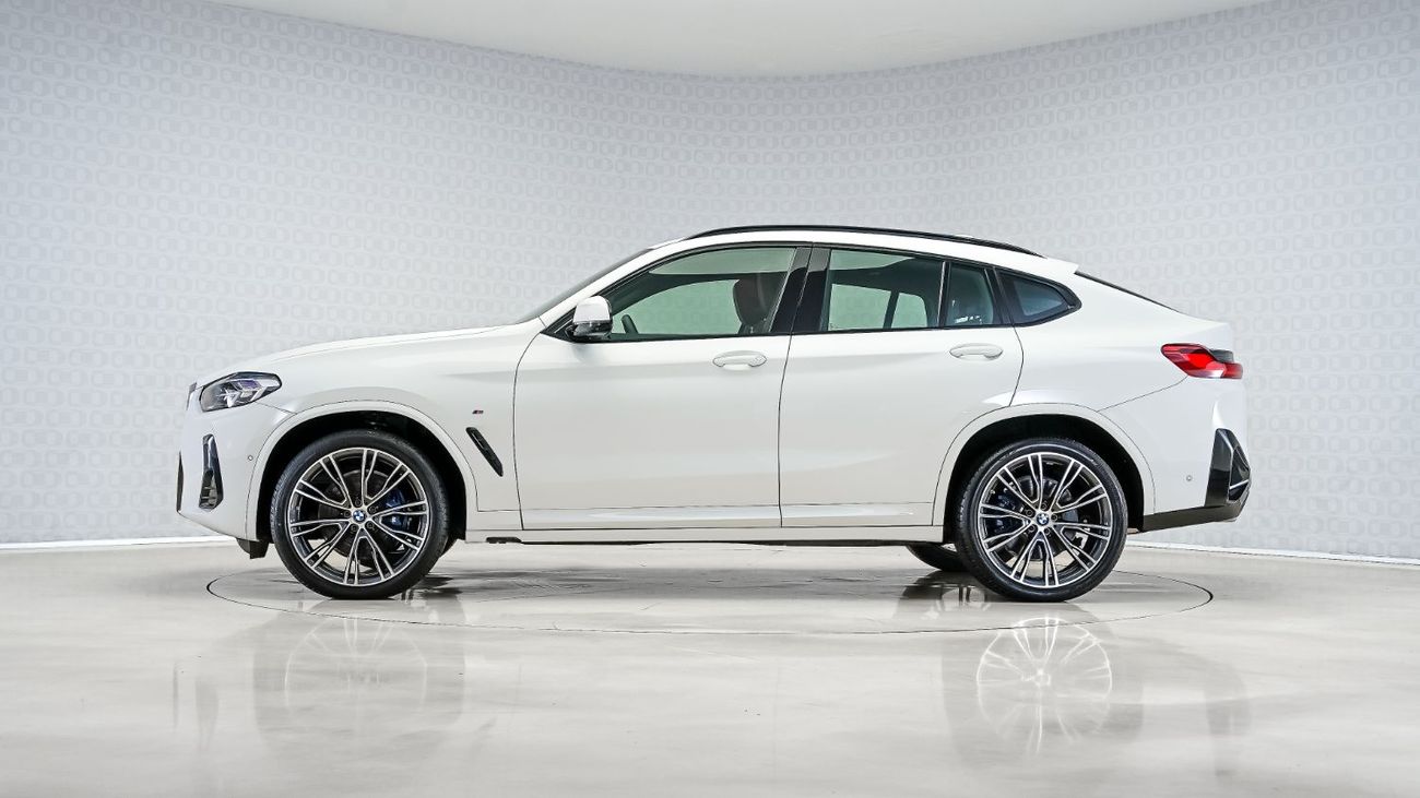BMW X4 xDrive 30i M Sport 2.0L UAE's Very Best Example | AED 3,316 Per Month