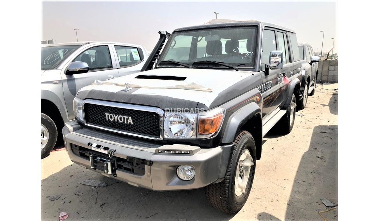 Toyota Land Cruiser 70 4.5L,LX76-G,WAGON,WITH DIFFERENTIAL LOCK,WINCH FULL OPTIONS,MT,2022MY ( FOR EXPORT ONLY)