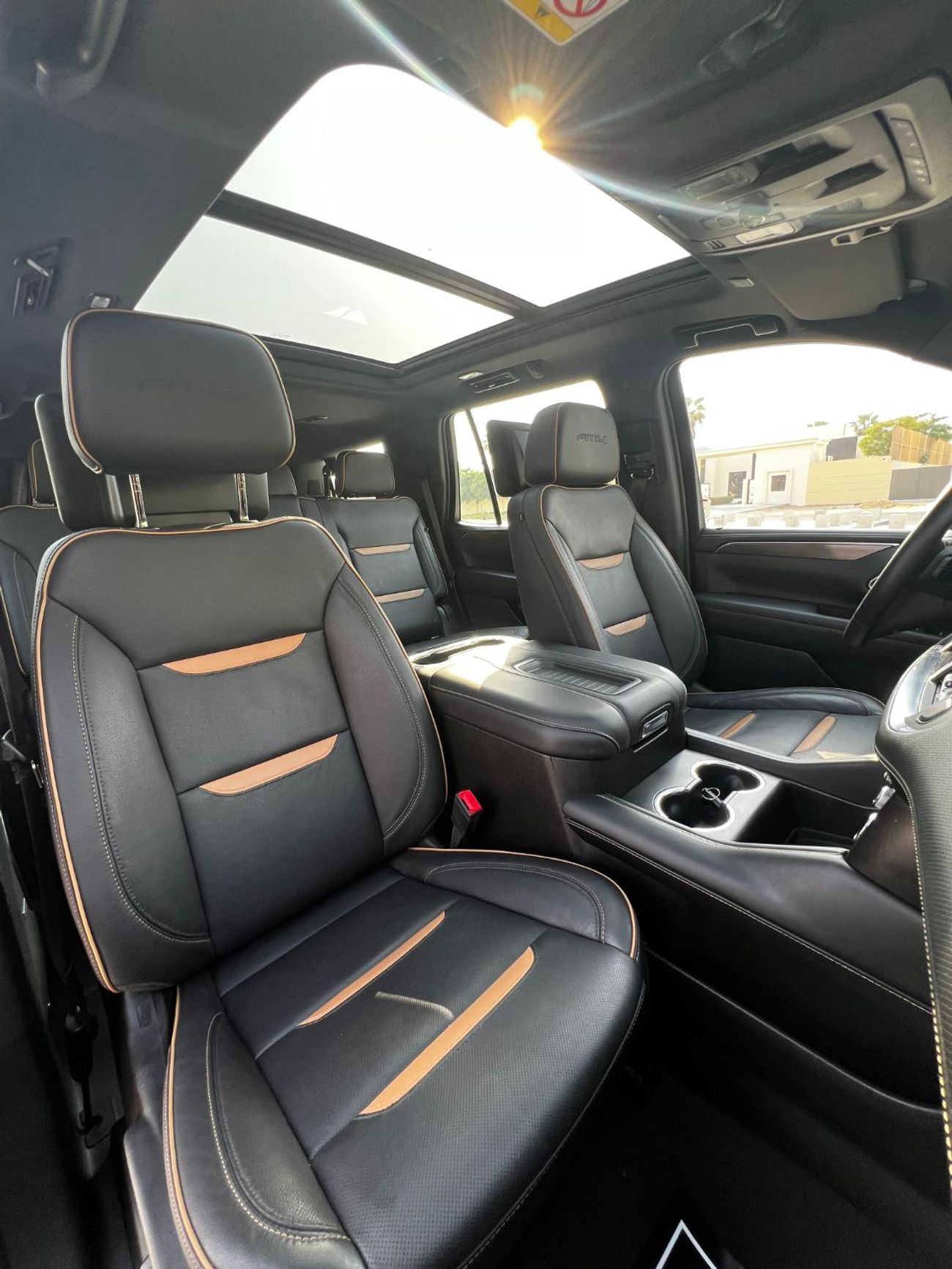 جي أم سي يوكون 6.2 V8 AT4 (AWD)