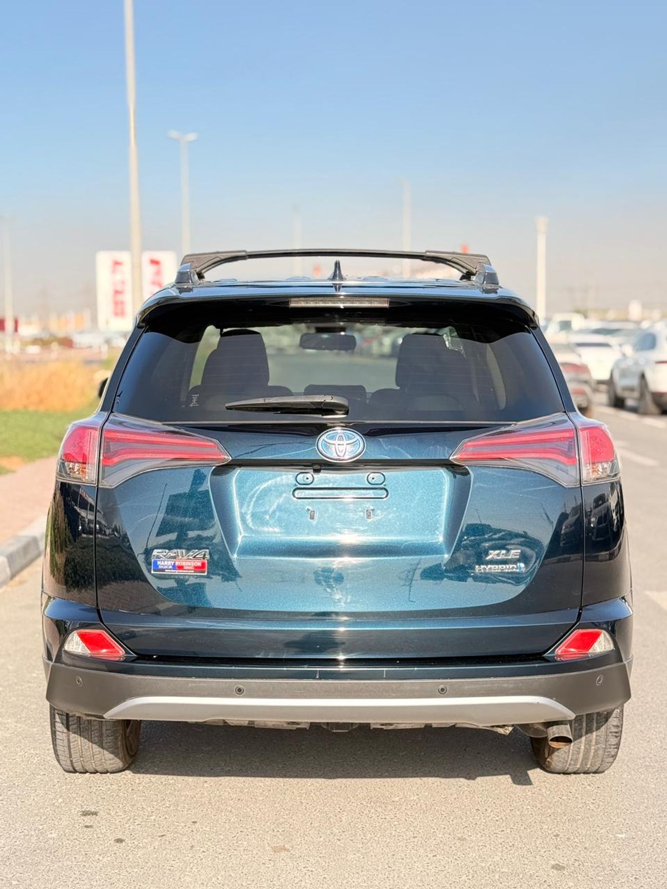 تويوتا راف ٤ XLE 2.5L