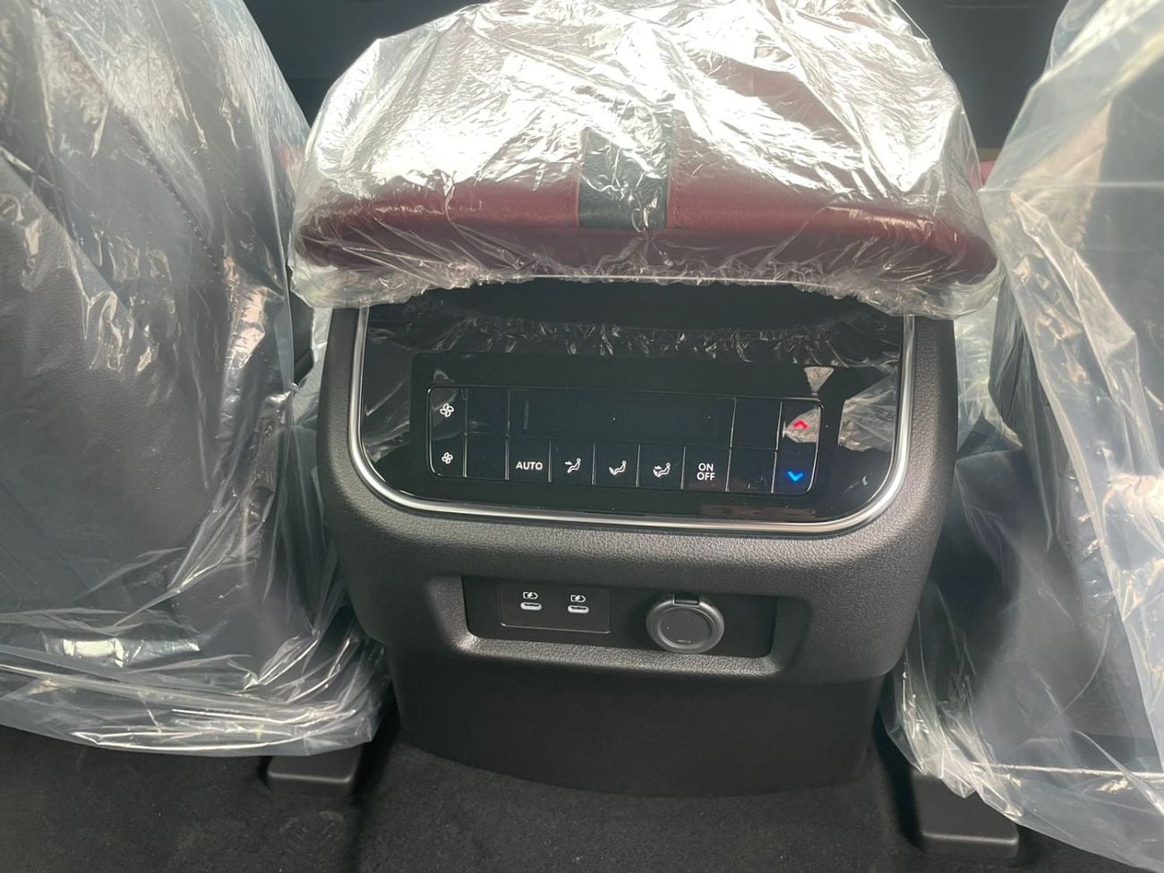 Nissan Patrol NISSAN PATROL PLATINIUM  WITH BLACK ROOF 2026