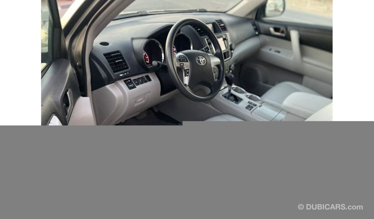 تويوتا هايلاندر 2013 Toyota Highlander 3.5L V6 Electric Seats + Rear CAM -