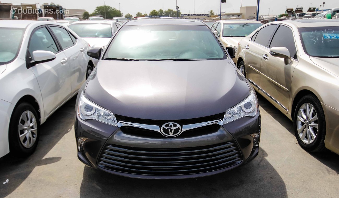 Toyota Camry XLE