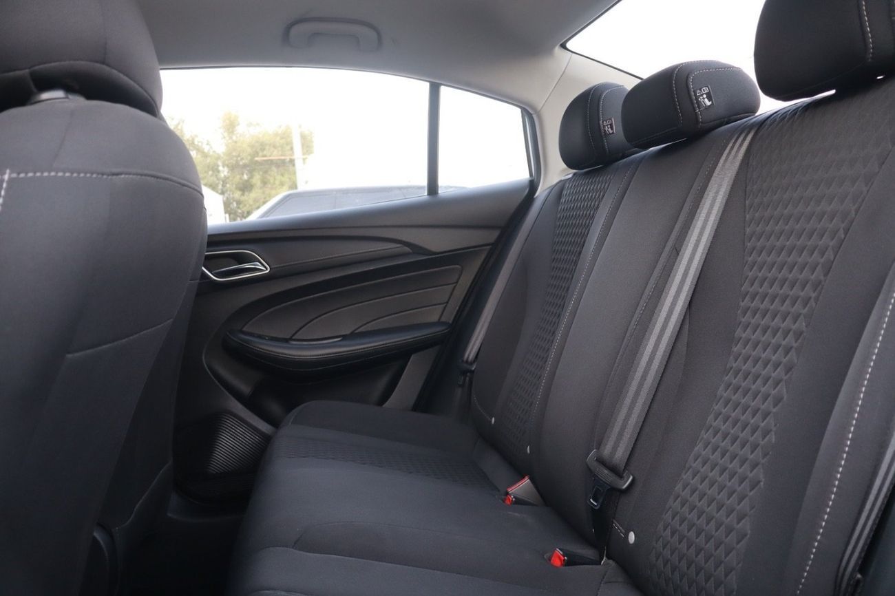 أم جي 5 Std 1.5L