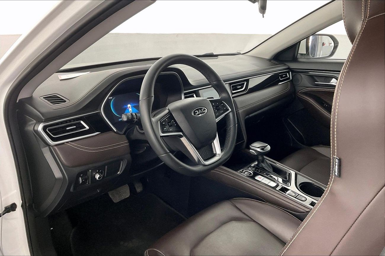 جاك J7 Intelligent | National Day Celebration | شامل الضمان | 0 ﺪﻔﻋﺓ ﺃﻮﻟﻯ