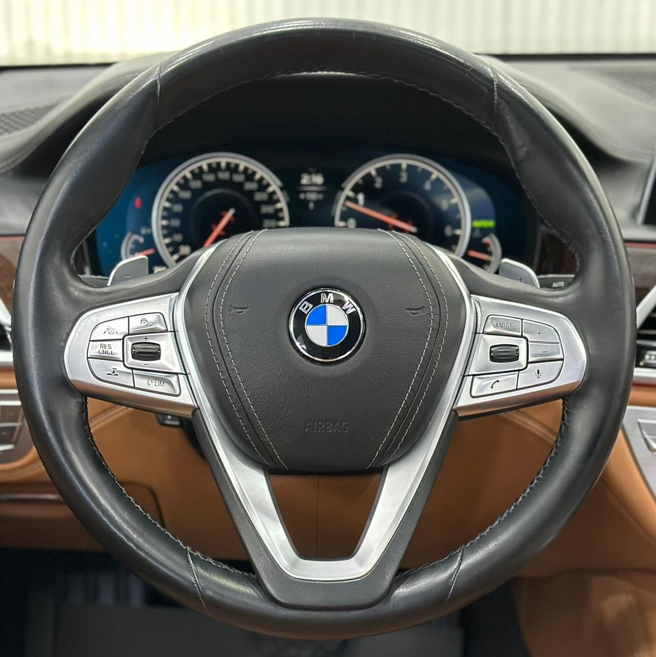 BMW 750Li Luxury 2018 BMW 750Li xDrive, 1 Year Warranty, Full Service History, GCC