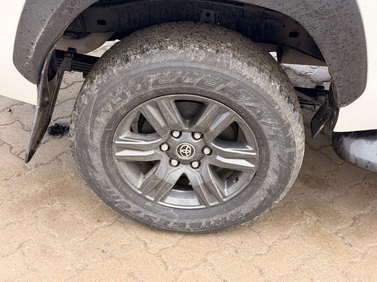 Toyota Hilux SR5 export from Australia