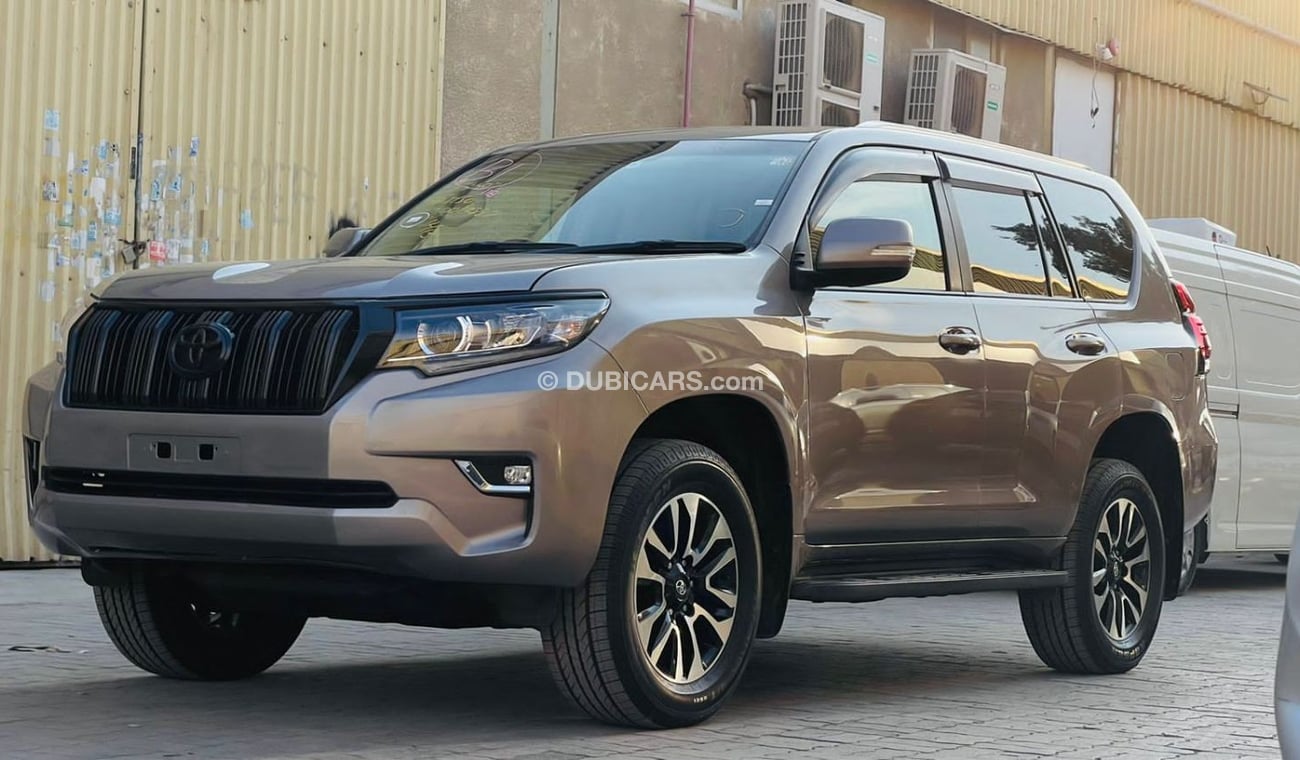 Toyota Prado 2016 FaceLifted 2021 Bronze 2.8L Diesel 4WD AT Sunroof + 7 Leather Electric Seats Premium Condition