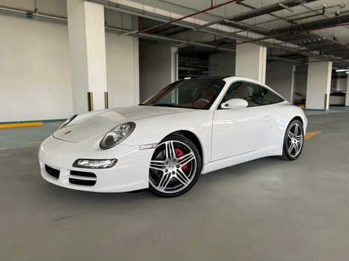 Porsche 911 997 Targa 4S clean GCC car