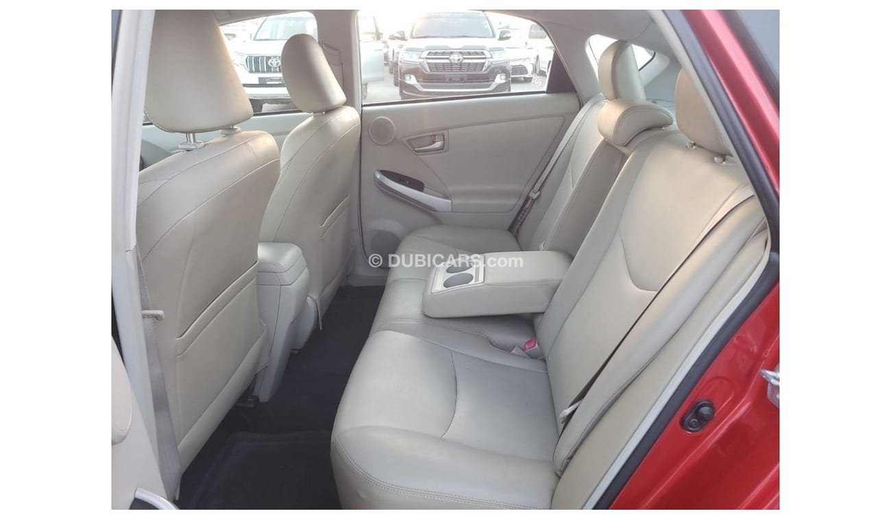 تويوتا برياس 1.8L hybrid  2014