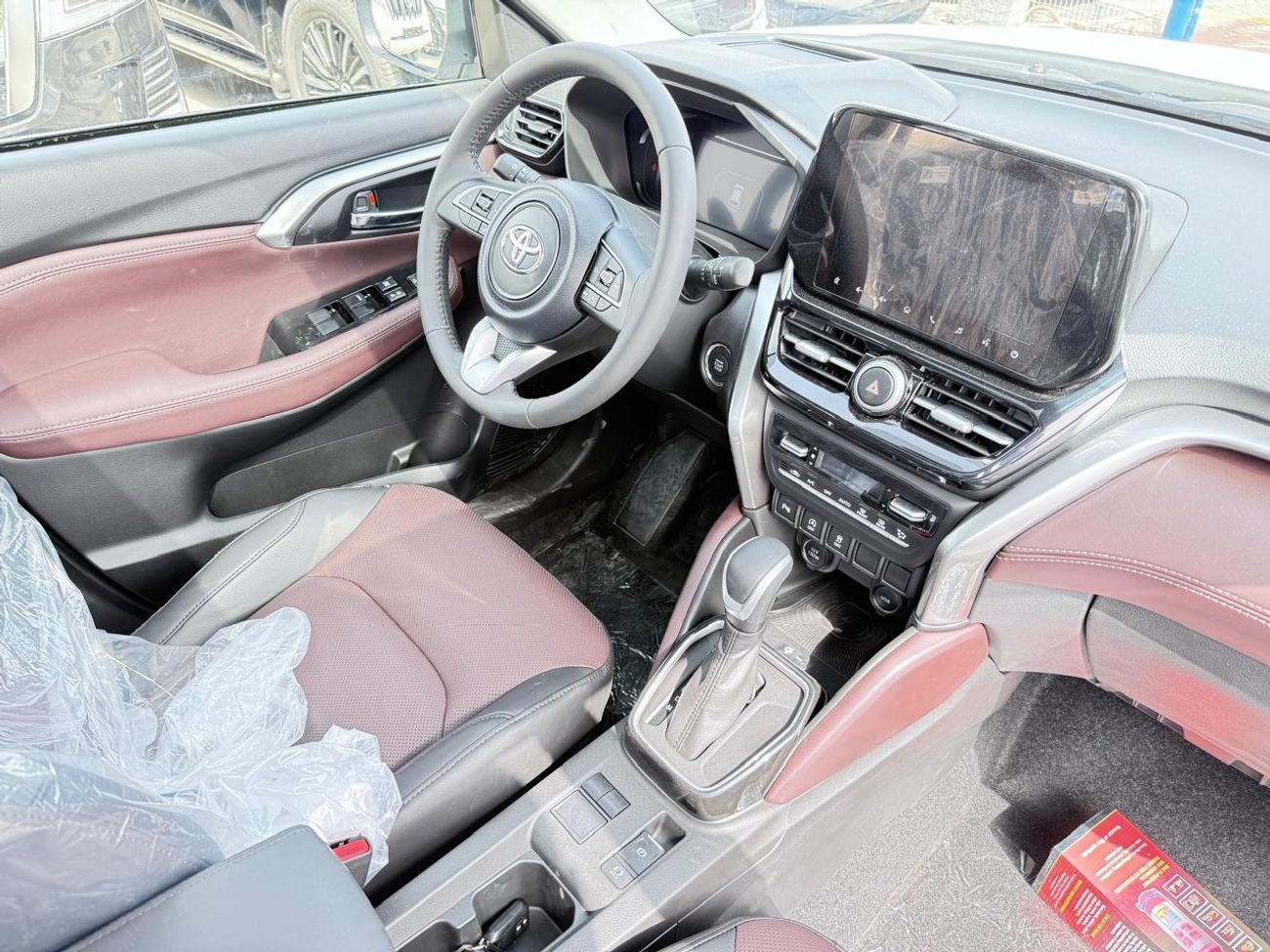 Toyota Urban Cruiser Urban Cruiser 1.5L With Panoramic 2026 Silver (Export Only)