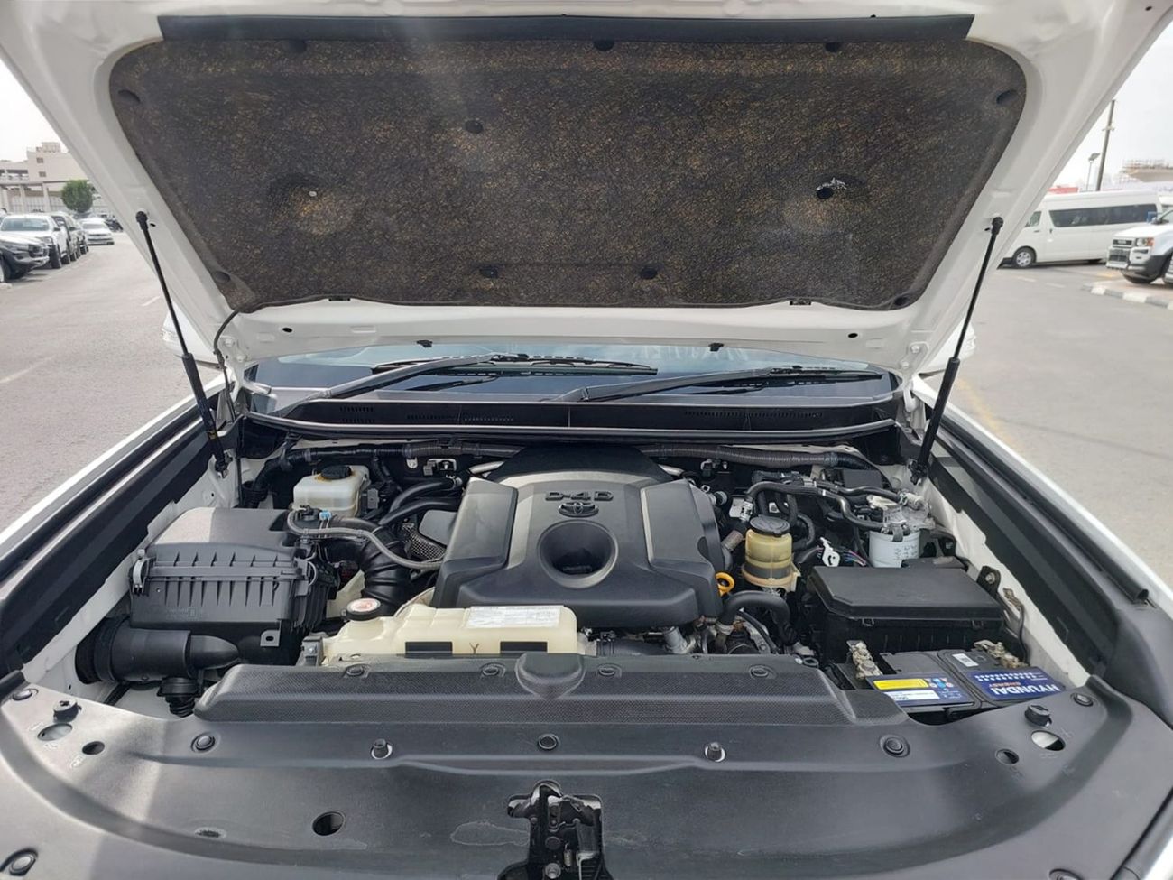 Toyota Land Cruiser TOYOTA LAND CRUISER PRADO SUV RHD 2016 MODEL 2.8 L DIESEL AUTOMATIC(PM18328)