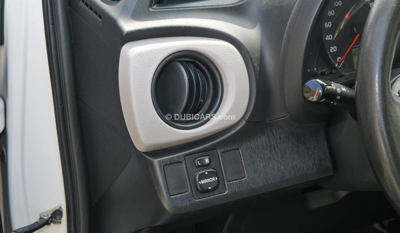 تويوتا يارس