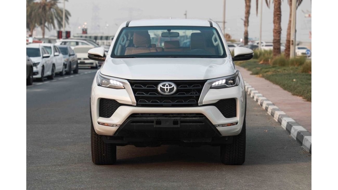 Toyota Fortuner 2023 Toyota Fortuner 4x4 2.7 Low- White Pearl inside Chamois | Export Only