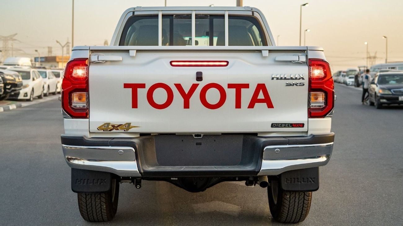 Toyota Hilux SGLX SR5 DC 2.4L Diesel A/T 2025YM