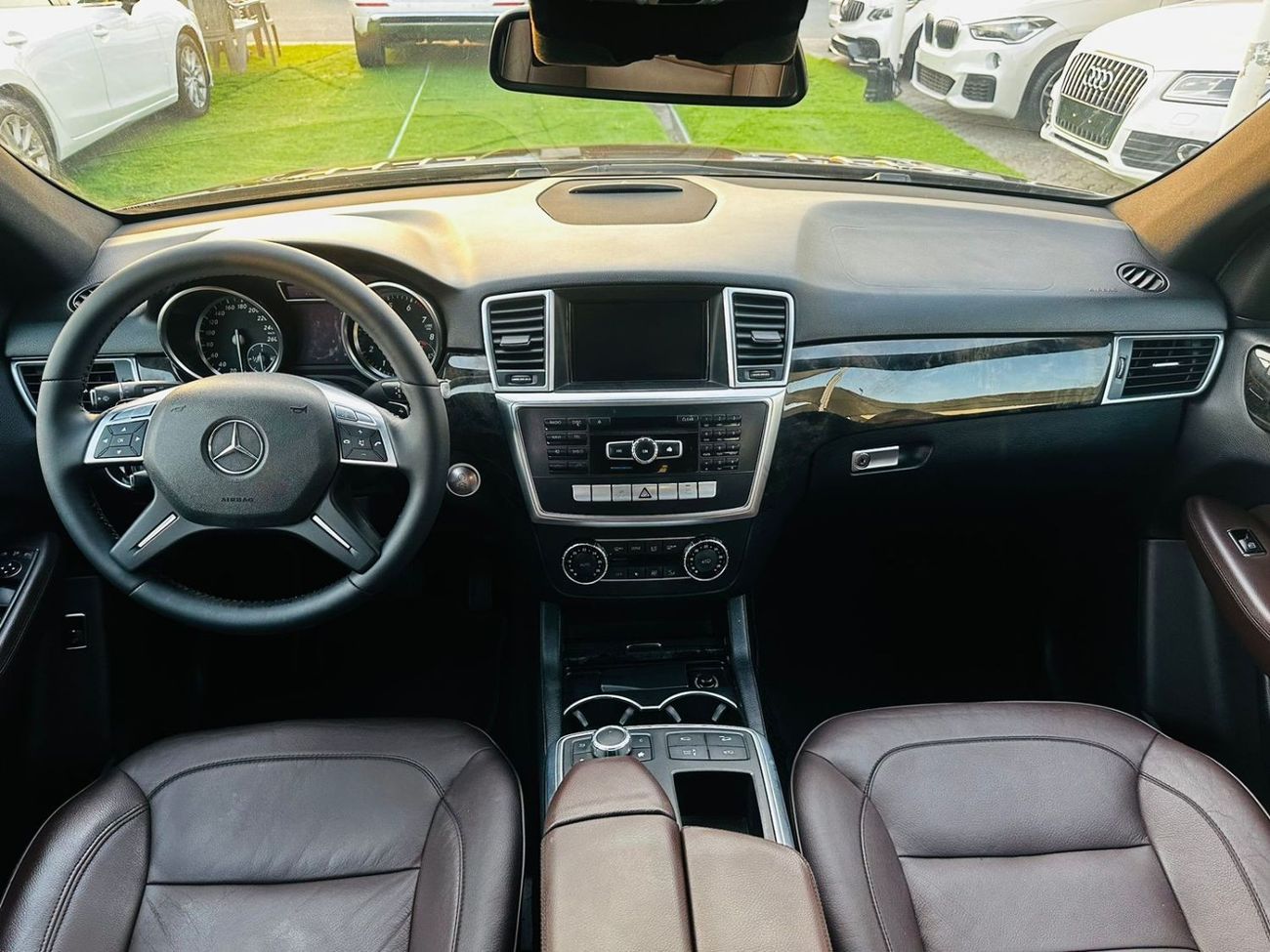 Mercedes-Benz ML 350 AMG Model2013 GG CAR PERFECT CONDITION FULL OPTION