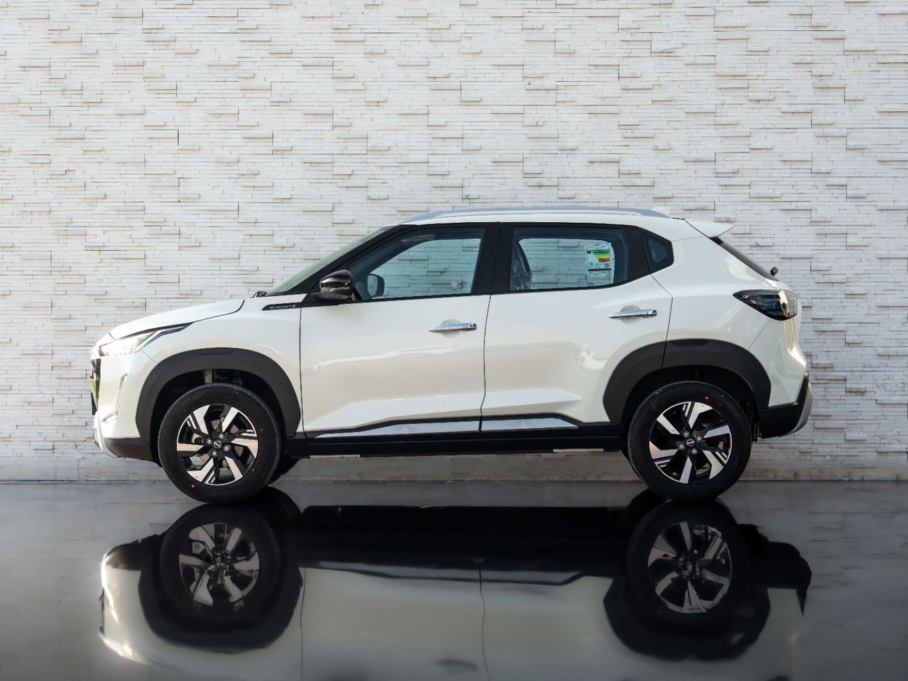 نيسان ماغنيت SV