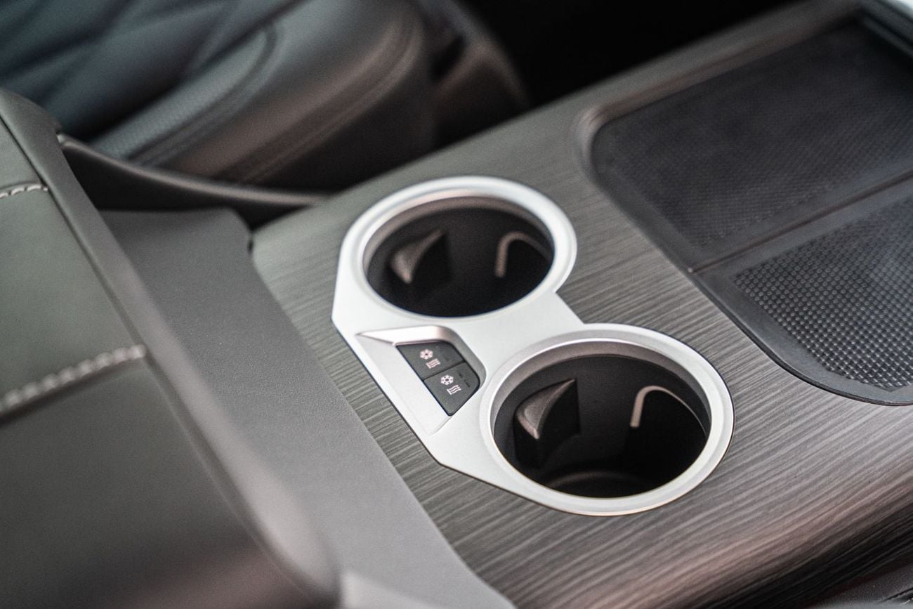 Toyota Land Cruiser VX 3.5L PETROL A/T OFFROAD EDITION WITH MBS AUTOBIOGRAPHY VIP  4 SEATS AND ROOF STAR LIGHT