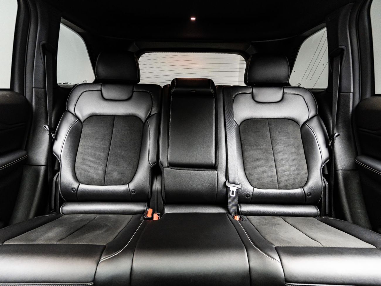 جيب جراند شيروكي Altitude 3.6L