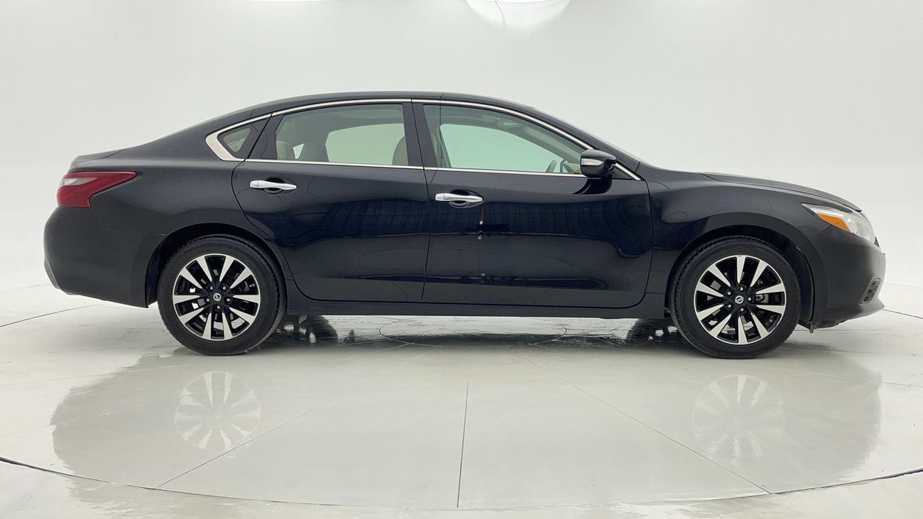 نيسان ألتيما SL 2.5 | بدون دفعة مقدمة | اختبار قيادة مجاني للمنزل