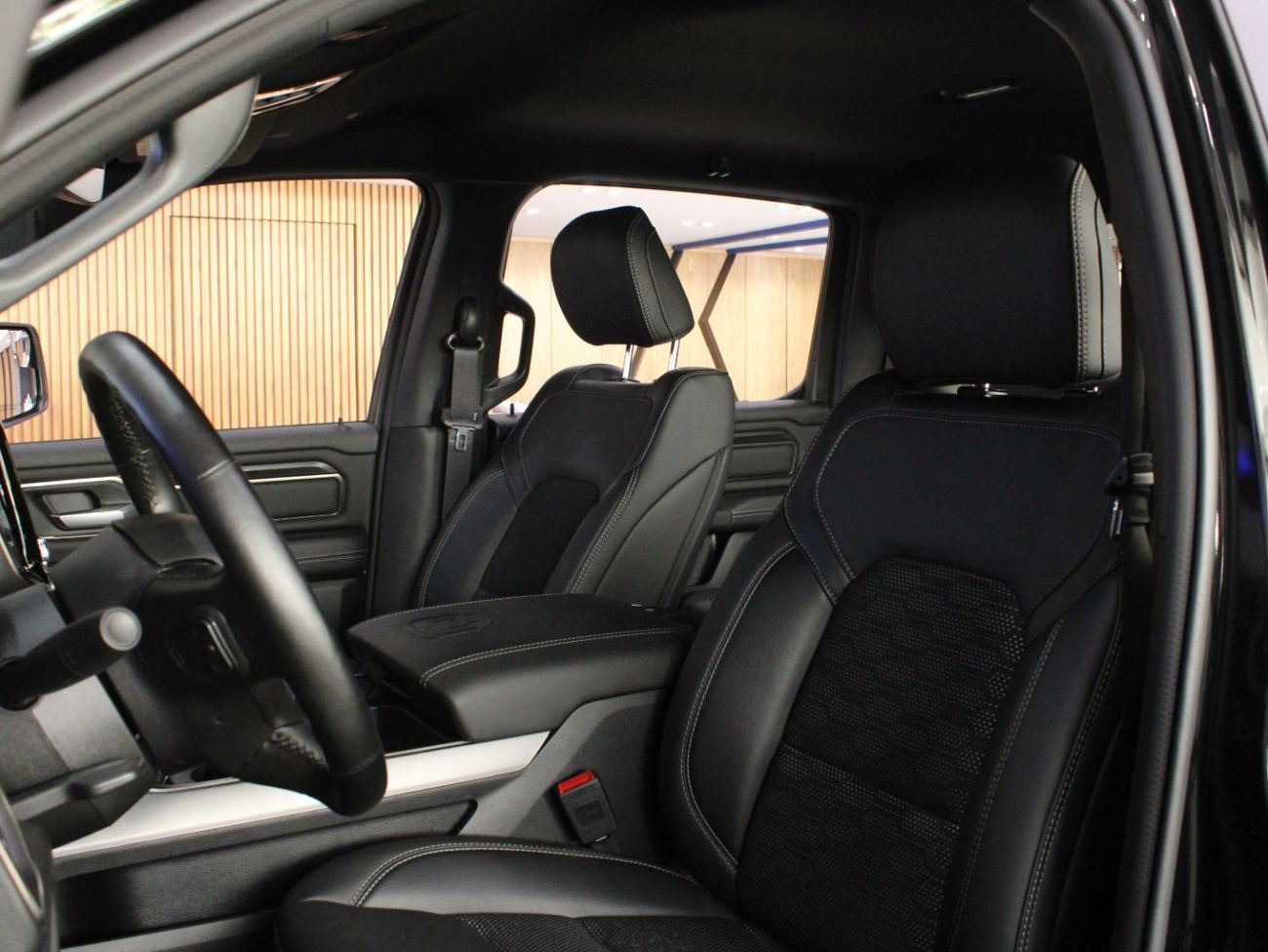 رام 1500 DODGE RAM SPORT | Low mileage | with Warranty