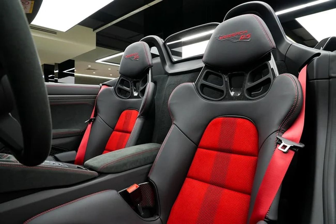 Porsche 718 Spyder RS