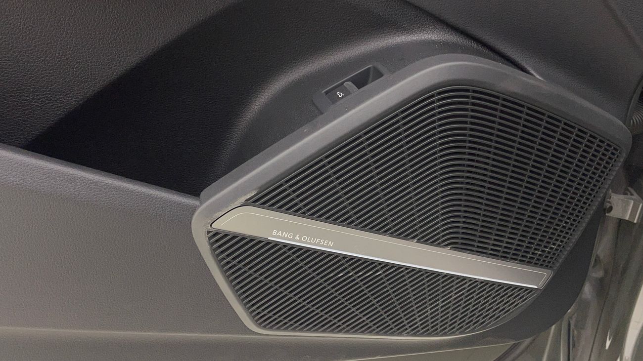 Audi Q5 45 TFSI Quattro S Line 2.0L (252 HP) 2025 S LINE | AED 2927/Month | 0 DP | 30 Day Return | Warranty