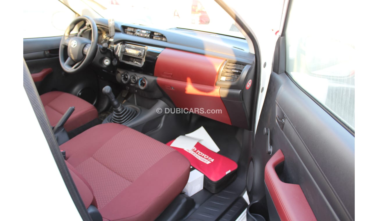 Toyota Hilux 2.4 L  diesel