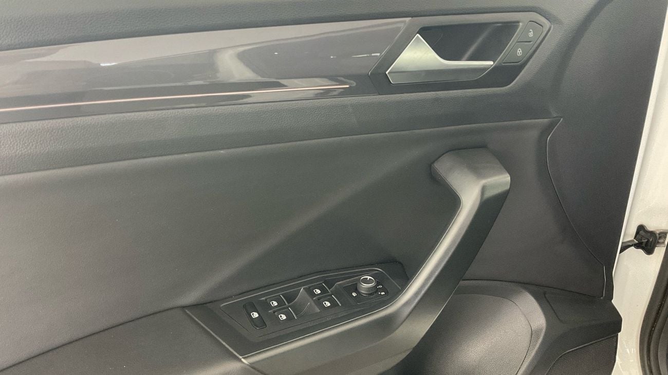 فولكس واجن T ROC R-Line | شامل الضمان | 0 ﺪﻔﻋﺓ ﺃﻮﻟﻯ