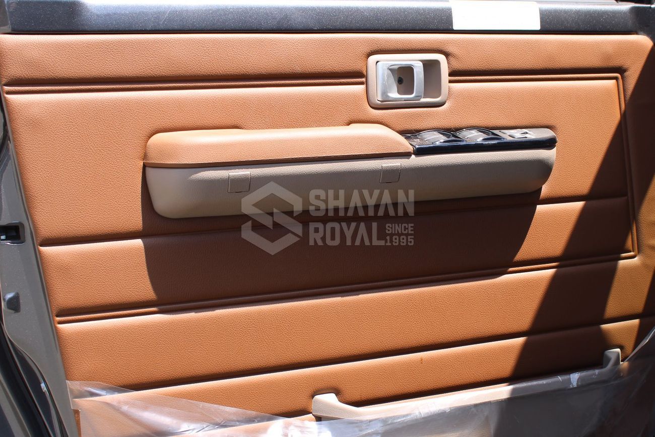 Toyota Land Cruiser 70 LHD LC76 2.8L T-DSL LX-Z1 4WD AT WITH COMPRESSOR 2025MY