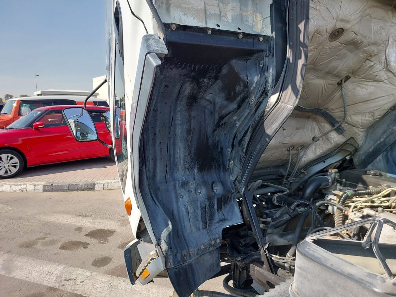 ميتسوبيشي فايتر MITSUBISHI FIGHTER WATER TANKER TRUCK RHD 2001 MODEL 8.2 L DIESEL MANUAL(PM50931)