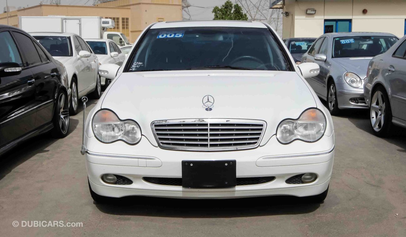 Mercedes-Benz C 240