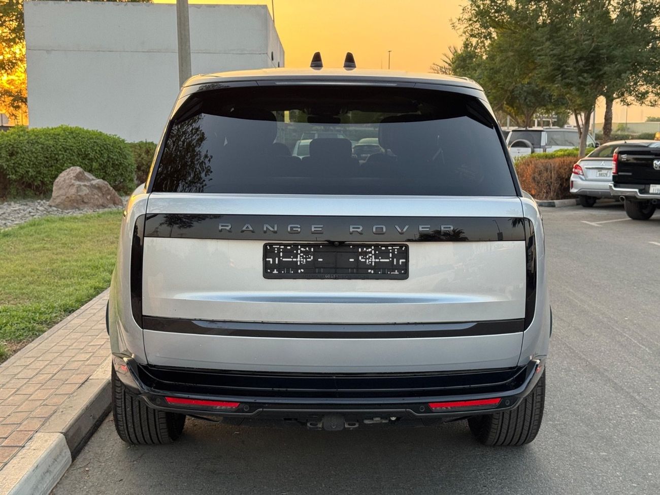 Land Rover Range Rover First Edition P400 3.0L