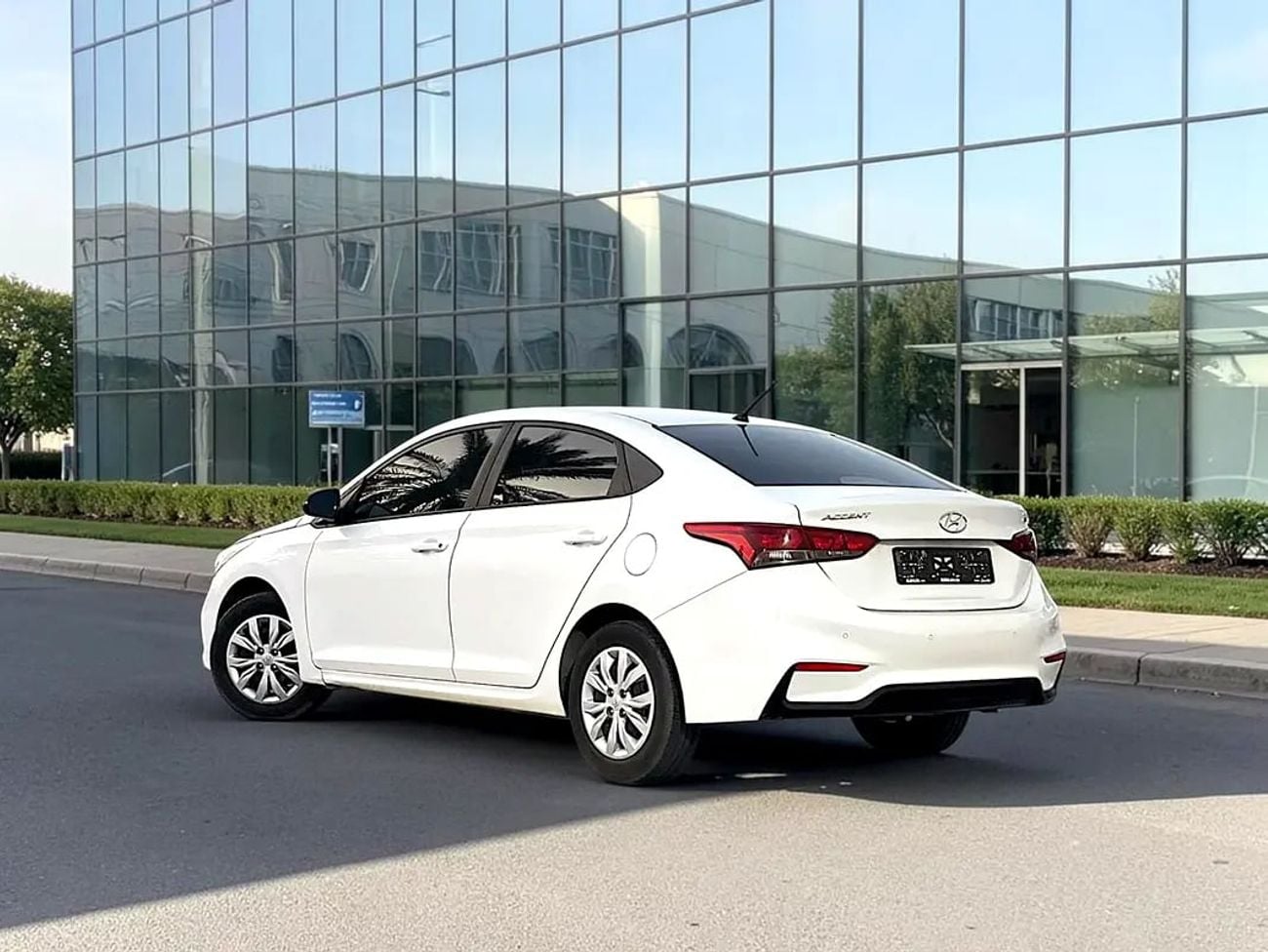 Hyundai Accent GL 1.4L (107 HP) Sedan 478 P.M | GL - GCC Specs - Excellent Condition